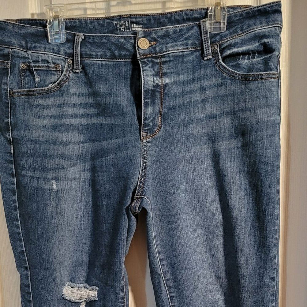 Time & Tru light wash  straight denim jeans size 18 petite
